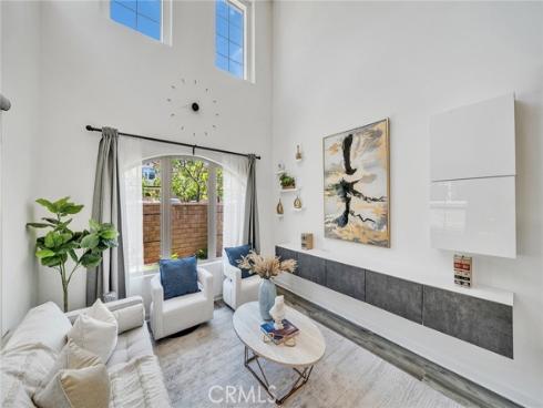 182 Finch , Lake Forest, CA