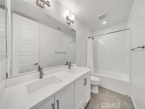 182 Finch , Lake Forest, CA