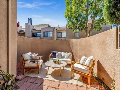 25761 Le Parc 23 , Lake Forest, CA
