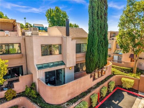 25761 Le Parc 23 , Lake Forest, CA