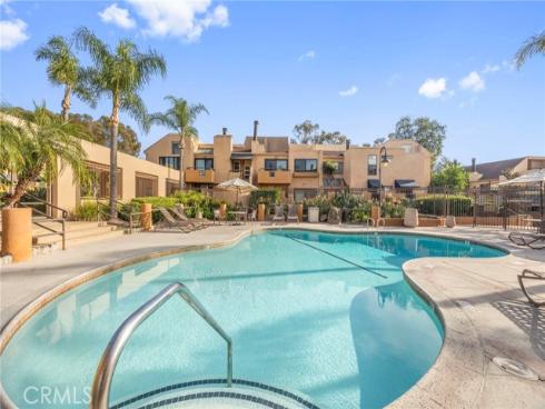 25761 Le Parc 23 , Lake Forest, CA