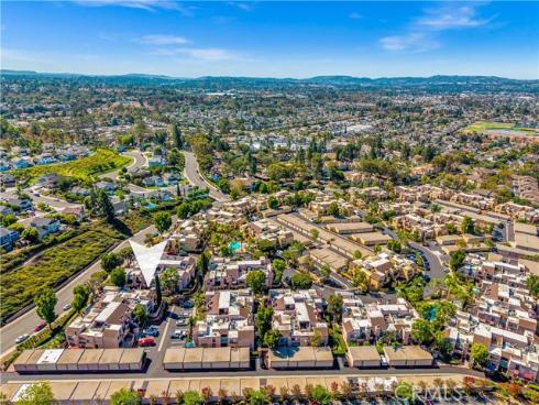 25761 Le Parc 23 , Lake Forest, CA