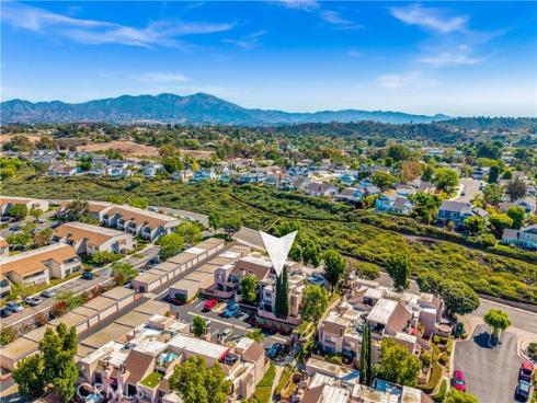 25761 Le Parc 23 , Lake Forest, CA