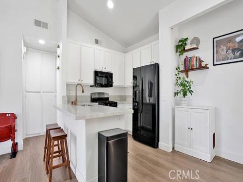 19431 Rue De Valore 12E , Lake Forest, CA