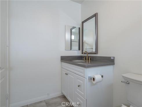 22 Willow Way, Lake Forest, CA