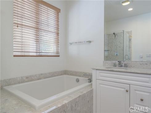 22 Willow Way, Lake Forest, CA