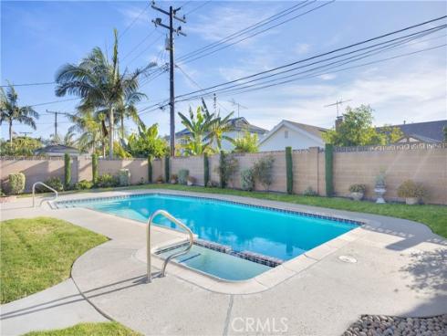 12111  Reagan   Street, Los Alamitos, CA