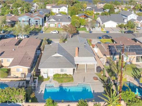 12111  Reagan   Street, Los Alamitos, CA