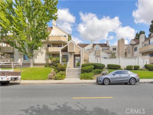 3845 Farquhar Ave 110