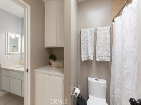 3845 Farquhar Unit 305, Los Alamitos, CA