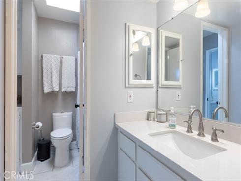 3845 Farquhar Unit 305, Los Alamitos, CA