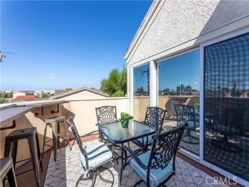 3845 Farquhar Unit 305, Los Alamitos, CA