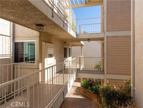 3845 Farquhar Unit 305, Los Alamitos, CA