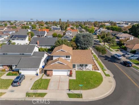 11344  Rochelle  , Los Alamitos, CA