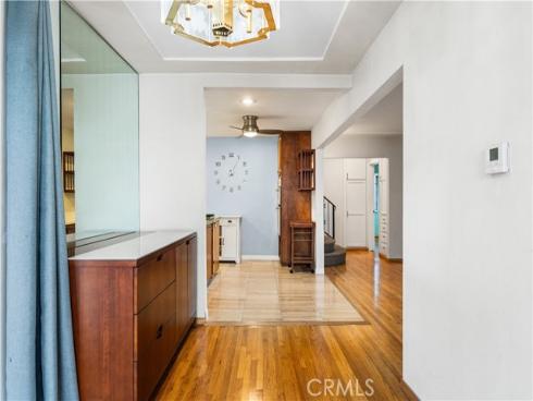 10702  Oak  , Los Alamitos, CA