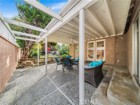 10702  Oak  , Los Alamitos, CA