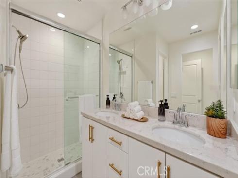 10548 Acorn Place, Los Alamitos, CA