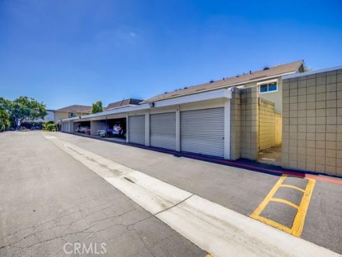 12100 Montecito 49 Road, Los Alamitos, CA