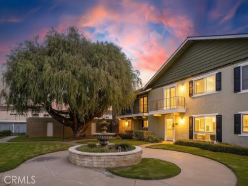 12100  Montecito  49  Road, Los Alamitos, CA