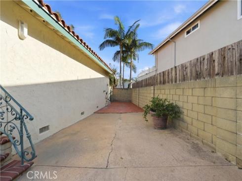 3791  Holden   Circle, Los Alamitos, CA
