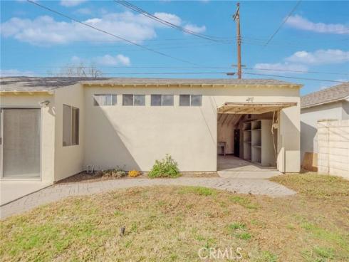 11305  Loch Lomond   Road, Los Alamitos, CA