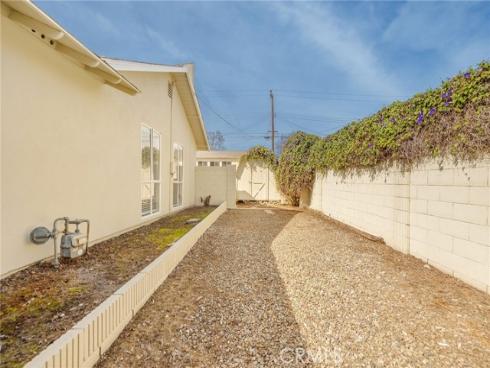 11305  Loch Lomond   Road, Los Alamitos, CA