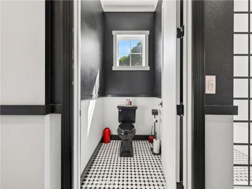 10901  Chestnut   Street, Los Alamitos, CA