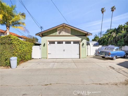 10901  Chestnut   Street, Los Alamitos, CA