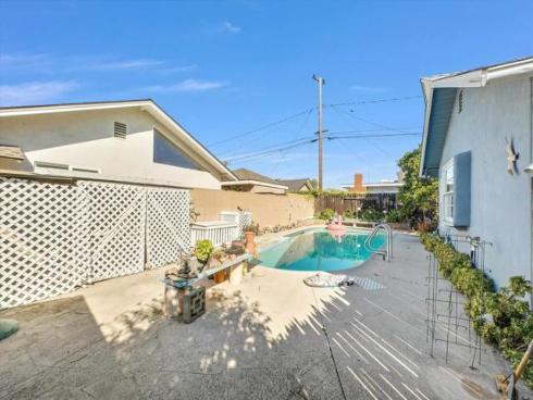 3221  Kempton   Drive, Los Alamitos, CA
