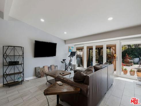 11332  Loch Lomond   Road, Los Alamitos, CA