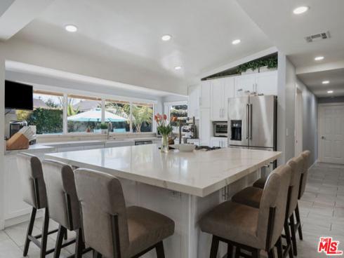 11332  Loch Lomond   Road, Los Alamitos, CA