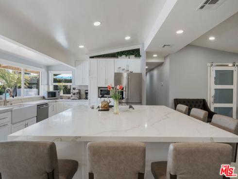 11332  Loch Lomond   Road, Los Alamitos, CA