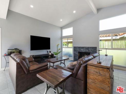 11332  Loch Lomond   Road, Los Alamitos, CA