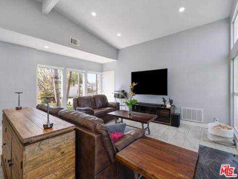 11332  Loch Lomond   Road, Los Alamitos, CA