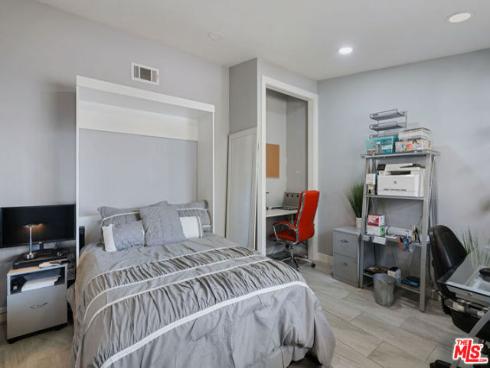 11332  Loch Lomond   Road, Los Alamitos, CA