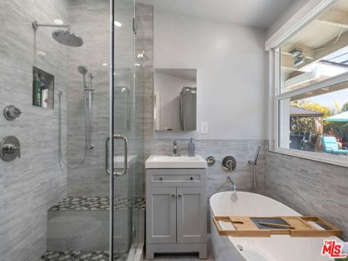 11332  Loch Lomond   Road, Los Alamitos, CA