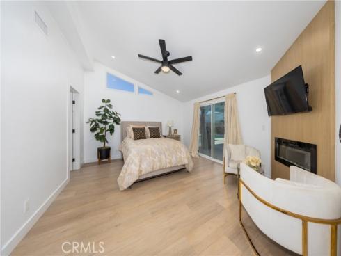 12746  Martha Ann  , Los Alamitos, CA