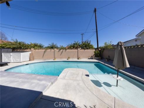 12746  Martha Ann  , Los Alamitos, CA