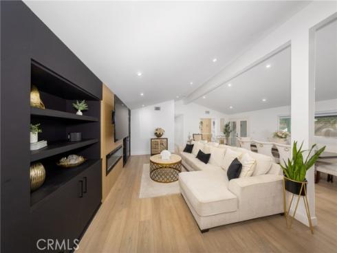 12746  Martha Ann  , Los Alamitos, CA