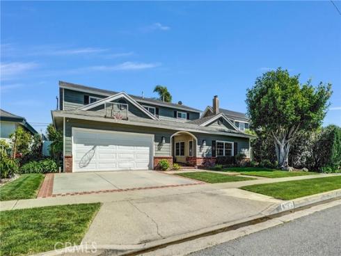 11872  Reagan  , Los Alamitos, CA