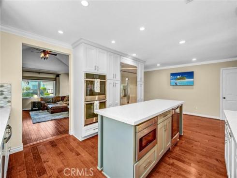 11872  Reagan  , Los Alamitos, CA