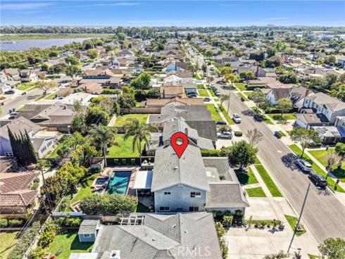 11872  Reagan  , Los Alamitos, CA