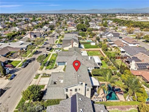 11872  Reagan  , Los Alamitos, CA