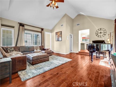 11872  Reagan  , Los Alamitos, CA