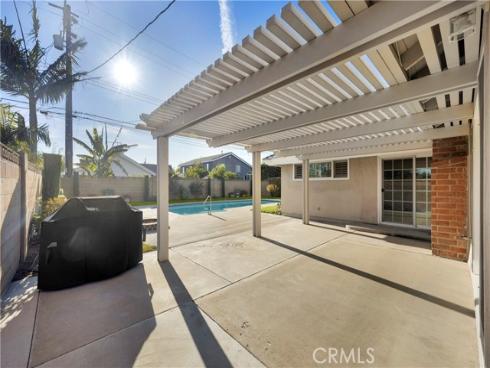 12111  Reagan   Street, Los Alamitos, CA