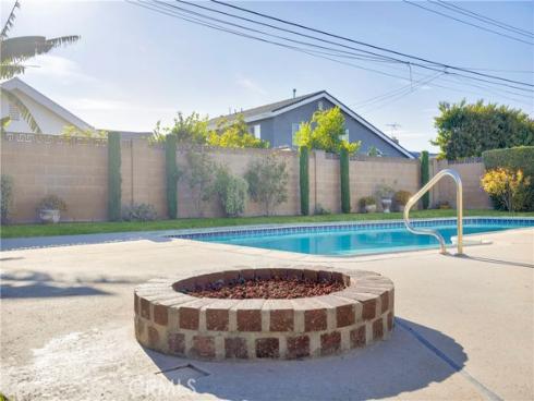 12111  Reagan   Street, Los Alamitos, CA