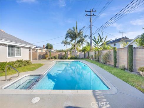 12111  Reagan   Street, Los Alamitos, CA