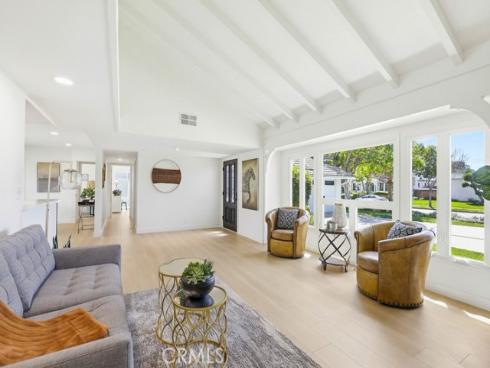 3361  Saint Albans  , Los Alamitos, CA