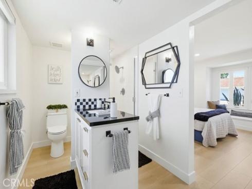 3361  Saint Albans  , Los Alamitos, CA