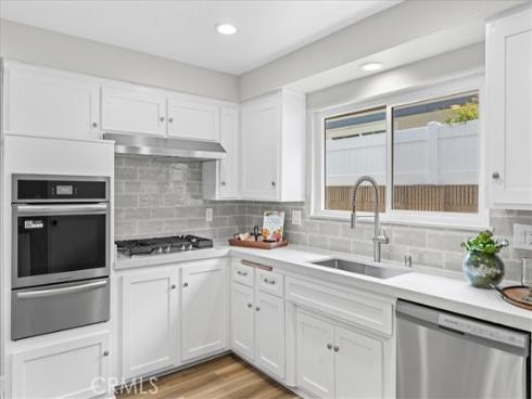11852  Reagan   Street, Los Alamitos, CA